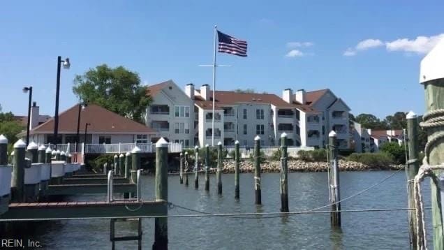 222 Island Cove Ct, Unit B in Hampton, VA - Building Photo