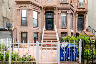 147 Lefferts Pl in Brooklyn, NY - Building Photo - Building Photo