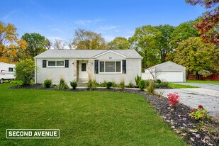 854 Monaca Rd in Monaca, PA - Building Photo