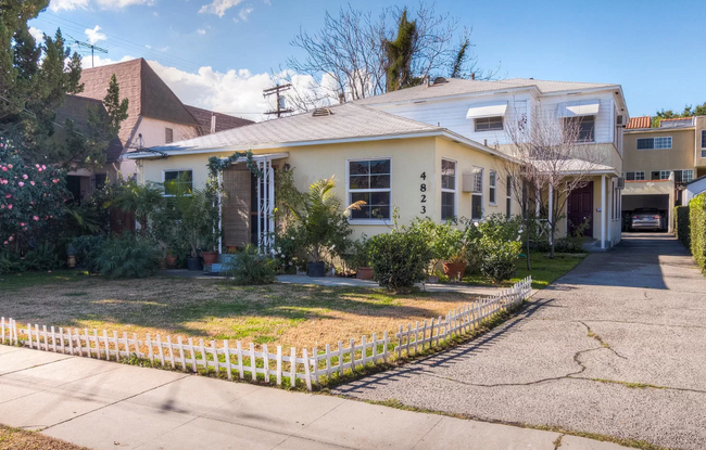 4823 Cleon Ave in North Hollywood, CA - Foto de edificio - Building Photo