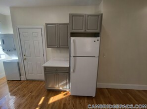 2036 Massachusetts Ave in Cambridge, MA - Building Photo - Building Photo
