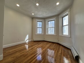 110 Strathmore Rd, Unit 109-11 in Boston, MA - Building Photo - Building Photo