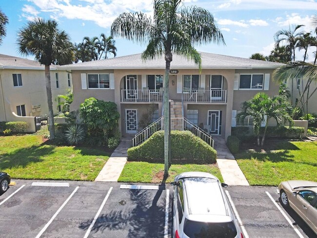5910 Via Delray Blvd, Unit B in Delray Beach, FL - Foto de edificio - Building Photo