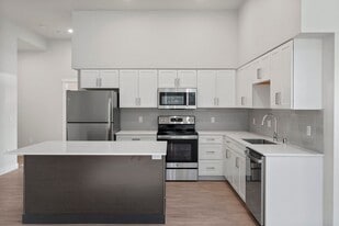 350 North Apartments in Tumwater, WA - Building Photo
