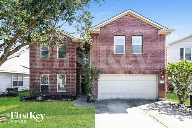 property at 19539 Otter Trail Ct