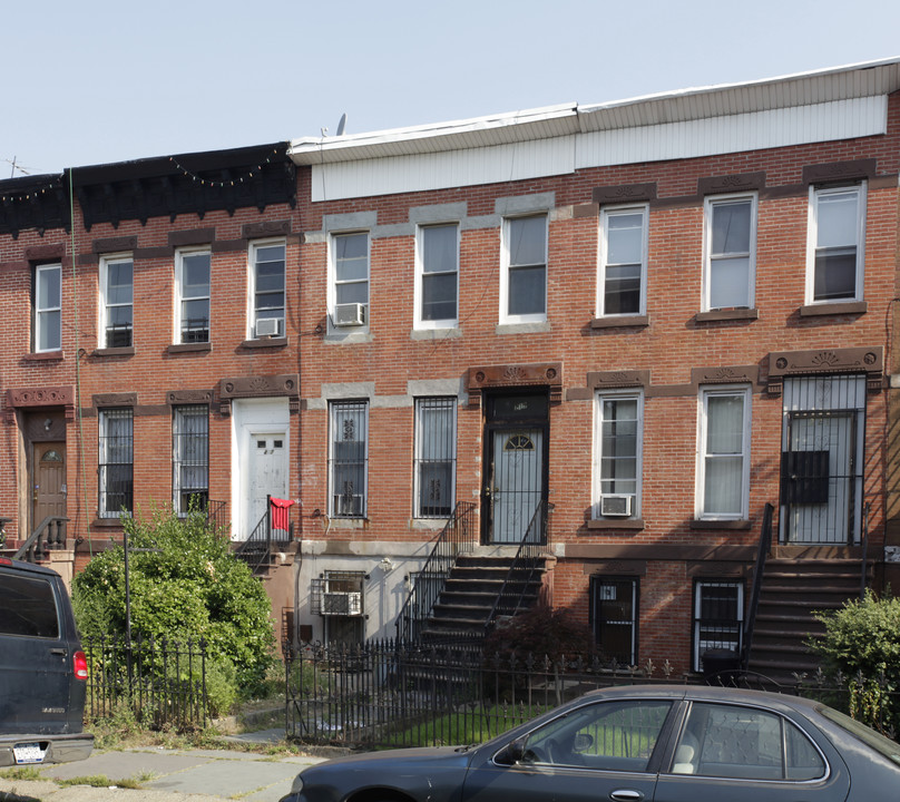 219 Lexington Ave in Brooklyn, NY - Building Photo