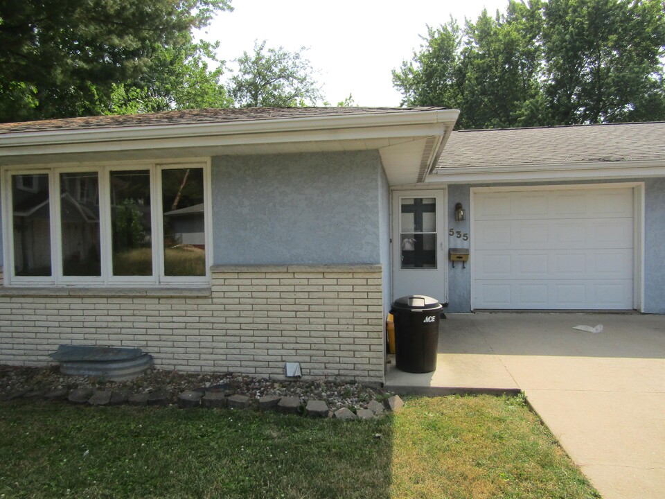 535 Stevens Ct in Dubuque, IA - Building Photo