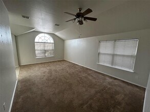 5517 Timber Ridge Ct in Watauga, TX - Building Photo - Building Photo