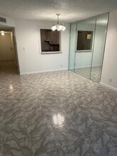 7831 N Colony Cir in Tamarac, FL - Building Photo - Building Photo