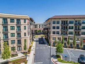 Bell Buckhead West in Atlanta, GA - Foto de edificio - Building Photo