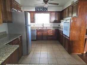 5800 Kingston Rd in Oklahoma City, OK - Building Photo - Building Photo