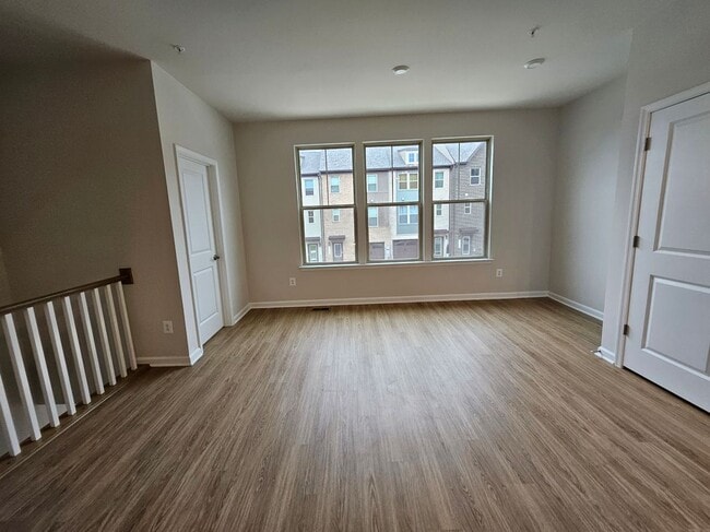 16913 St Marion Wy in Bowie, MD - Foto de edificio - Building Photo