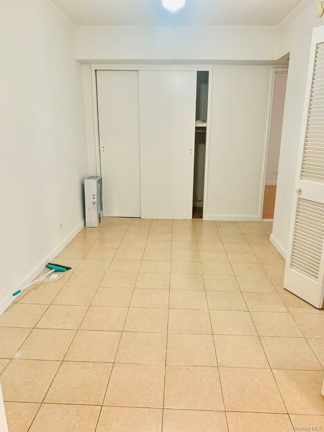 42-45-45 Kissena Blvd in Queens, NY - Building Photo - Building Photo