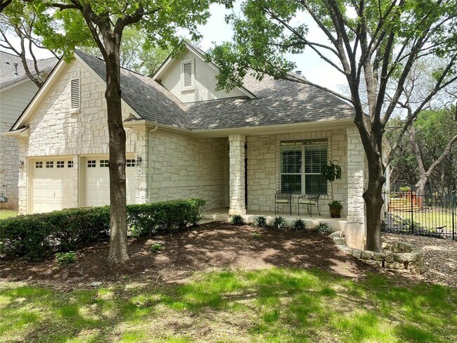 5000 Mission Oaks Blvd in Austin, TX - Building Photo - Building Photo