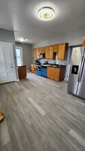 126 Winthrop St in New Britain, CT - Building Photo - Building Photo