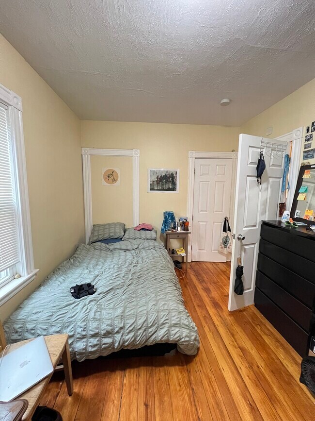 2 Gilson Ter, Unit 1 in Somerville, MA - Building Photo - Building Photo