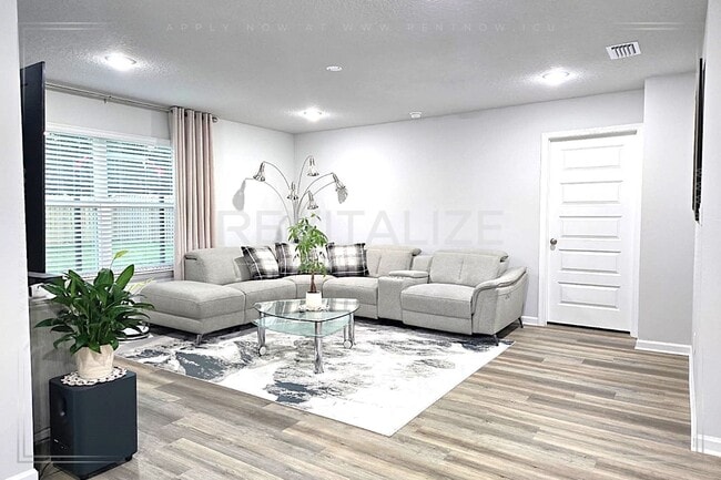 5244 Pinyon Dr in Mobile, AL - Building Photo - Building Photo