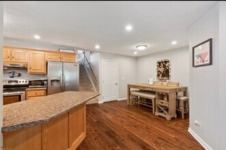 125 Foxrun in Springfield, TN - Building Photo - Building Photo