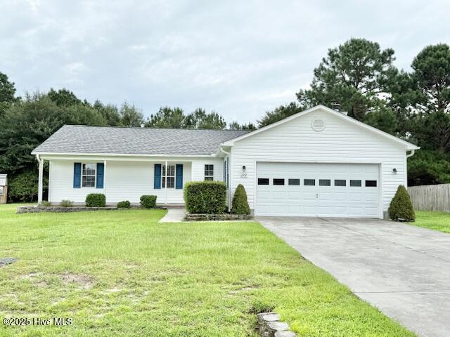 222 Redberry Dr in Richlands, NC - Building Photo