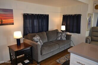 1371 West St in Apache Junction, AZ - Building Photo - Building Photo