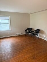 20202 Washtenaw St in Harper Woods, MI - Building Photo - Building Photo