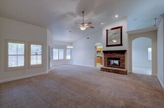 1824 E Turnberry Ave in Fresno, CA - Building Photo - Building Photo