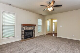 12 Wensley Ct in Clayton, NC - Building Photo - Building Photo