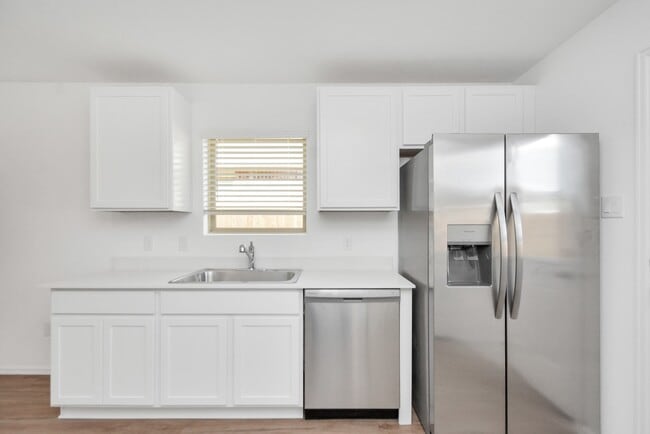 26726 Paloma Blanca Dr