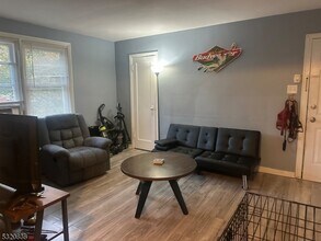 19 Carpenter Terrace N in Belleville, NJ - Foto de edificio - Building Photo