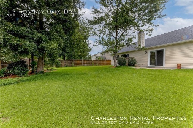 13 Regency Oaks Dr in Summerville, SC - Building Photo - Building Photo