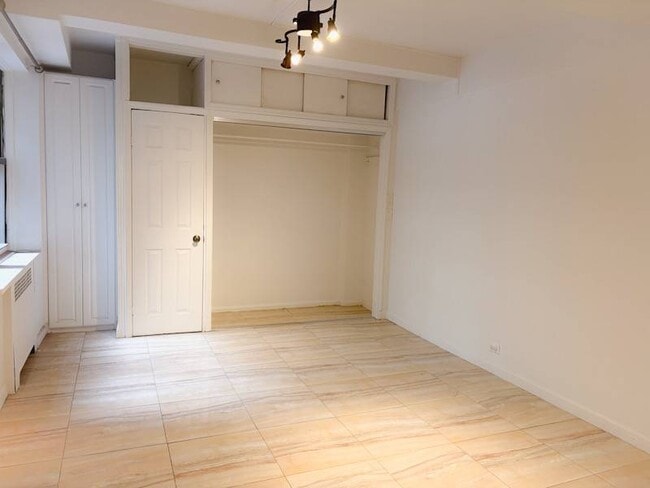 property at 420 W 206th St