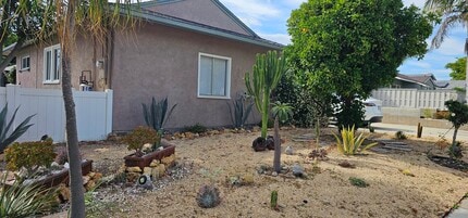 6040 Kelton Ave in La Mesa, CA - Building Photo - Building Photo