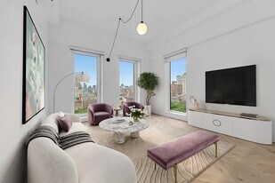 313 E 17th St, Unit 8D in New York, NY - Building Photo