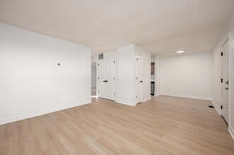 Eaton Residence in Eaton, IN - Building Photo - Interior Photo