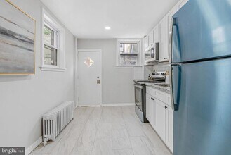 2839 Winton St in Philadelphia, PA - Building Photo - Building Photo