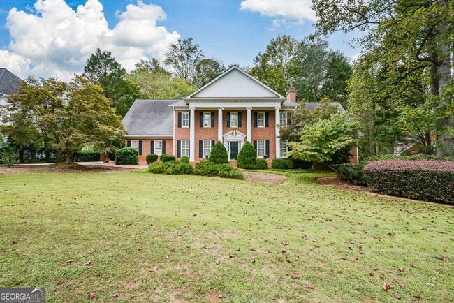 1640 Lazy River Ln