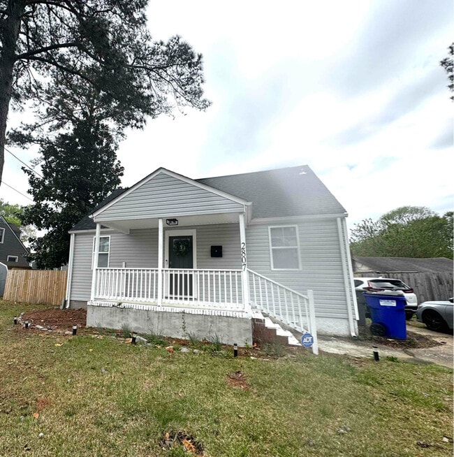 2807 Sewells Point Rd in Norfolk, VA - Building Photo - Building Photo