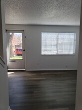 1975 Akron St in Aurora, CO - Building Photo - Building Photo