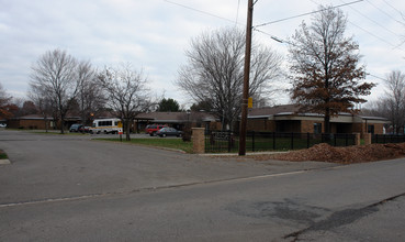 Michaelmas Manor in Toledo, OH - Building Photo - Building Photo