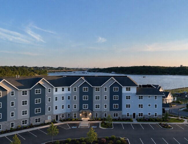 140 E Point Dr