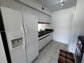334 SW 86th Ave in Pembroke Pines, FL - Building Photo - Building Photo