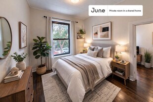 Room in Shared 3 bed/1.5 bath home, Unit A in Chicago, IL - Building Photo