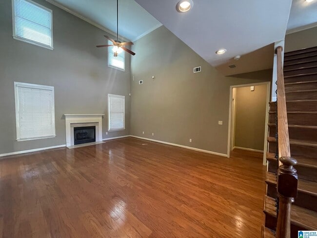 2273 Chalybe Tr in Hoover, AL - Foto de edificio - Building Photo