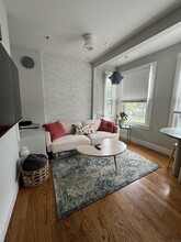 815 Harrison Ave, Unit 815-H in Boston, MA - Building Photo - Building Photo