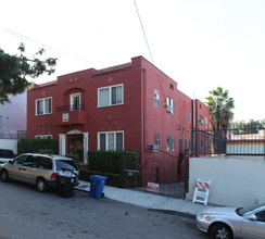 1310 Lilac Terrace in Los Angeles, CA - Building Photo - Building Photo