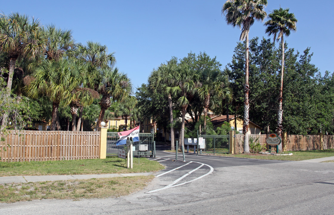 The Palms-Townhouses & Villas in Sarasota, FL - Building Photo