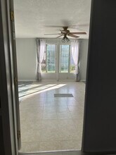 10415 113th St in Largo, FL - Building Photo - Building Photo