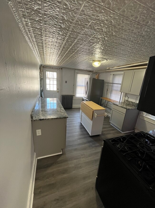 118 S Washington St, Unit 1 in Baltimore, MD - Foto de edificio - Building Photo
