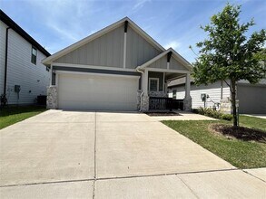2003 Pine Stone Ln in Heartland, TX - Building Photo - Building Photo
