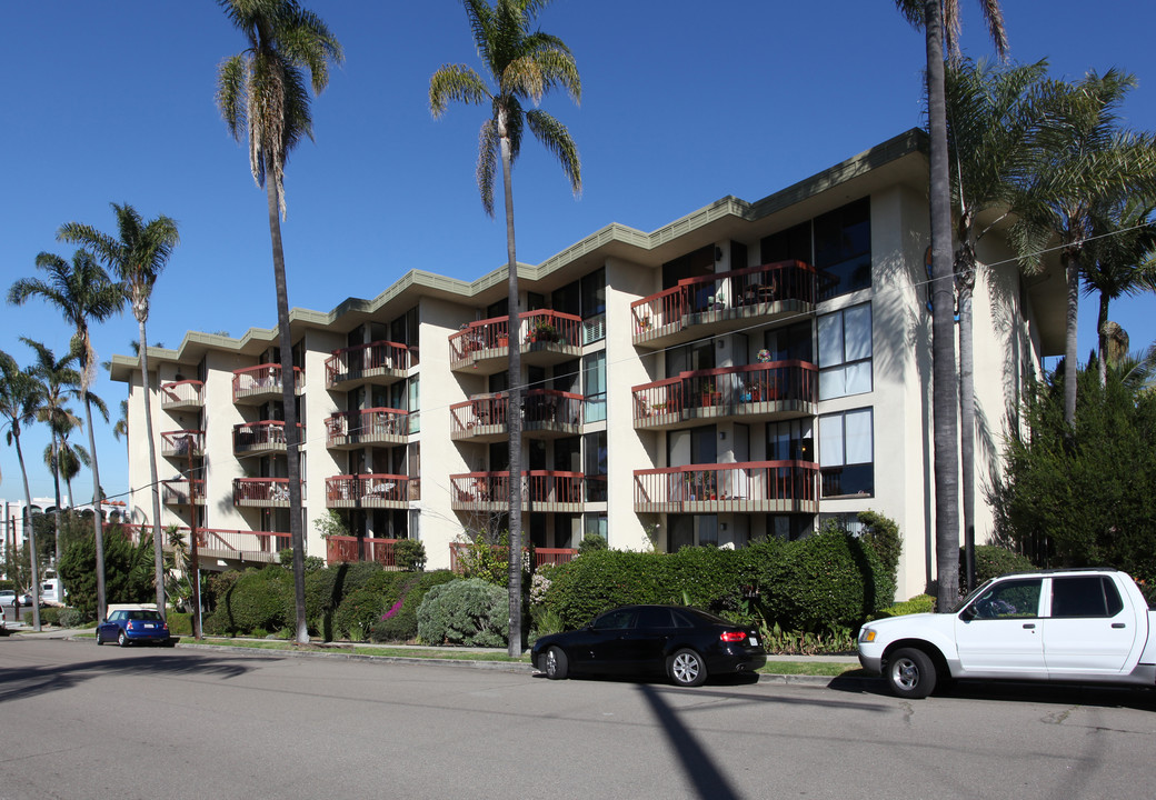 Bay View in San Diego, CA - Building Photo